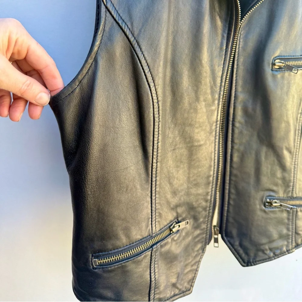 DKNY 90’s Vintage Black Leather Vest size 10 - Picture 4 of 10